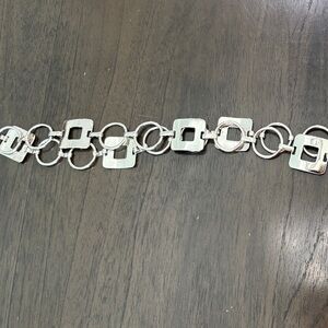 Silver Geometric Link Belt!